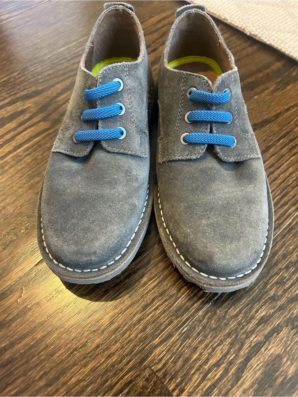 Boys Florsheim Dress Shoes. Size 2.